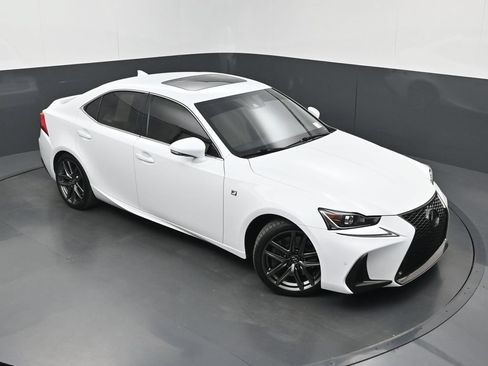 Used 2020 Lexus IS 300 F Sport w/ F Sport Package AWD/4WD image 32