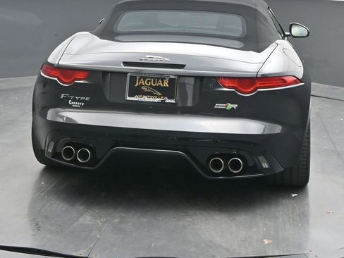 Used 2017 Jaguar F-TYPE R image 6