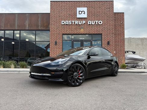 Used 2022 Tesla Model 3 Performance image 1