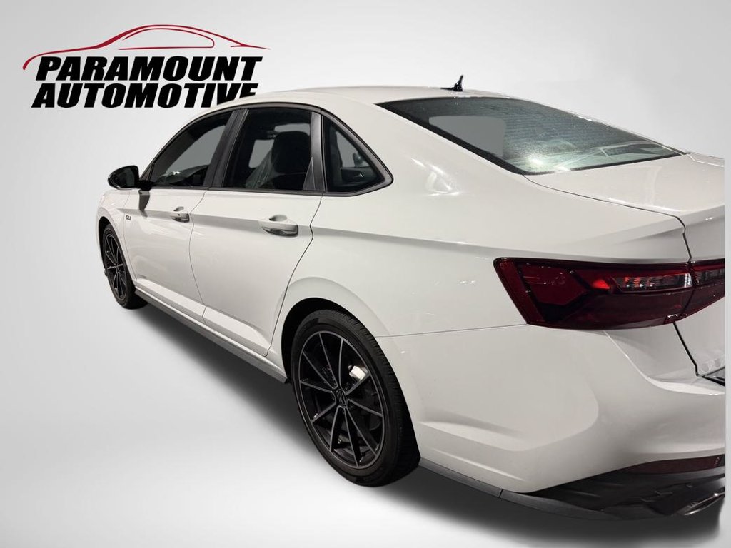 Used 2025 Volkswagen Jetta GLI Autobahn FWD image 6