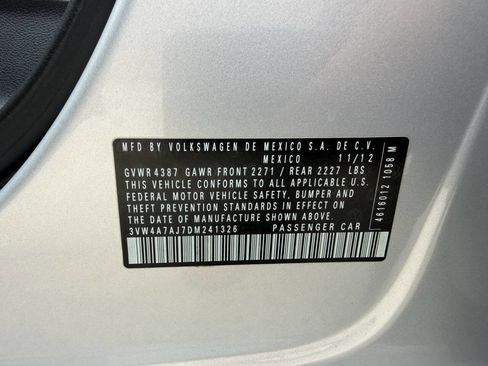 Used 2013 Volkswagen Jetta GLI Autobahn FWD image 21
