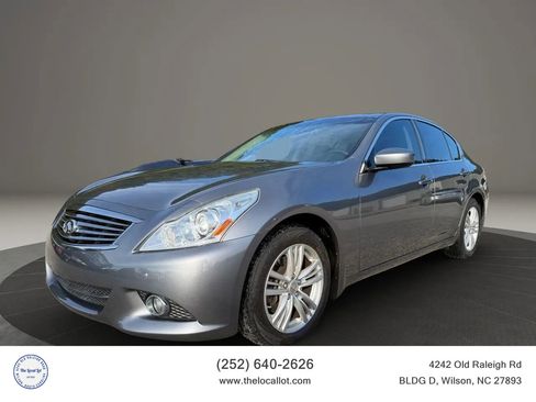 Used 2013 INFINITI G37 G37x Sedan 4D w/ Premium Pkg image 1