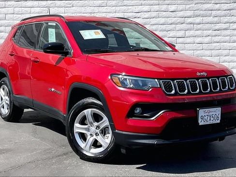 Certified 2023 Jeep Compass Latitude AWD/4WD image 12