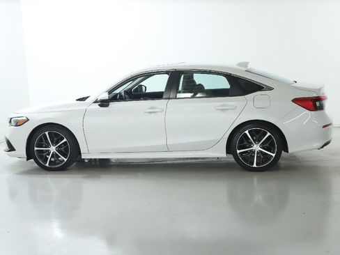 Used 2024 Honda Civic Touring image 40