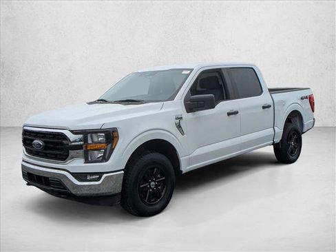 Used 2023 Ford F150 XLT image 4
