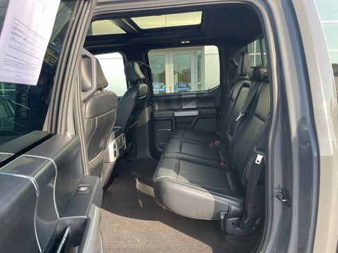 Used 2020 Ford F150 Lariat w/ Equipment Group 502A Luxury AWD/4WD image 9