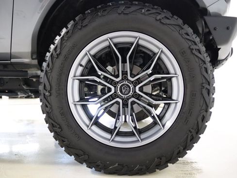 Used 2025 Ford Bronco Badlands AWD/4WD image 77