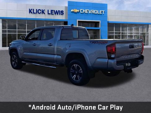 Used 2019 Toyota Tacoma TRD Sport image 5