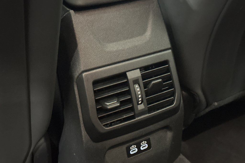 Used 2025 BMW M235i xDrive w/ M Performance Package AWD/4WD image 14