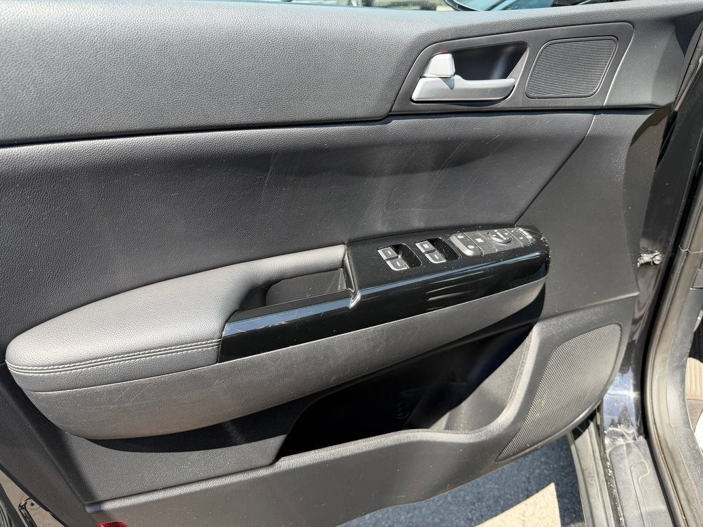Used 2020 Kia Sportage EX AWD/4WD image 13