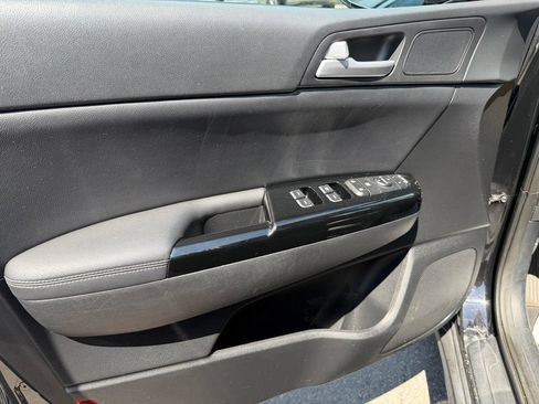 Used 2020 Kia Sportage EX AWD/4WD image 13