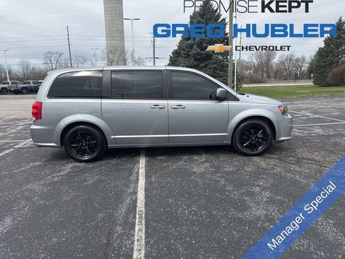 Used 2020 Dodge Grand Caravan GT FWD image 2