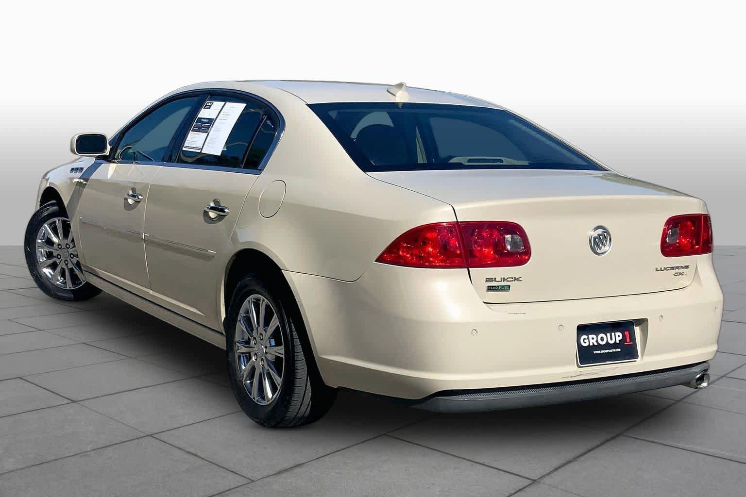 Used 2010 Buick Lucerne CXL FWD image 11
