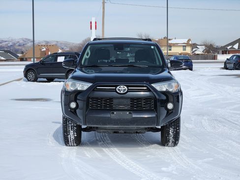 Used 2020 Toyota 4Runner SR5 Premium image 6