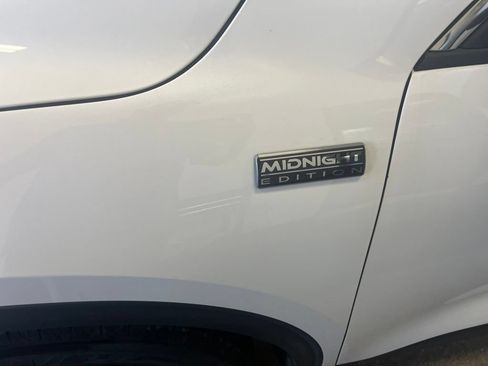 Used 2020 Ford Escape SE AWD/4WD image 4