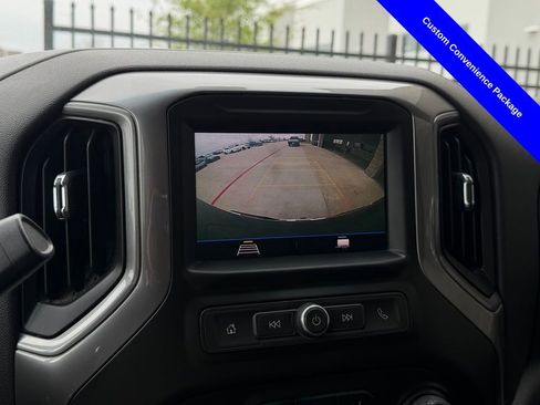 Used 2020 Chevrolet Silverado 1500 Custom w/ Custom Value Package image 8