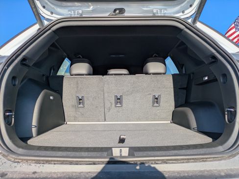 New 2026 Chevrolet Equinox RS w/ Convenience Package III image 7