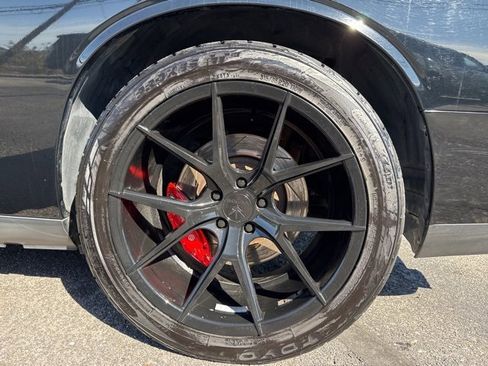 Used 2012 Dodge Challenger SRT8 w/ Premium Sound Group image 9