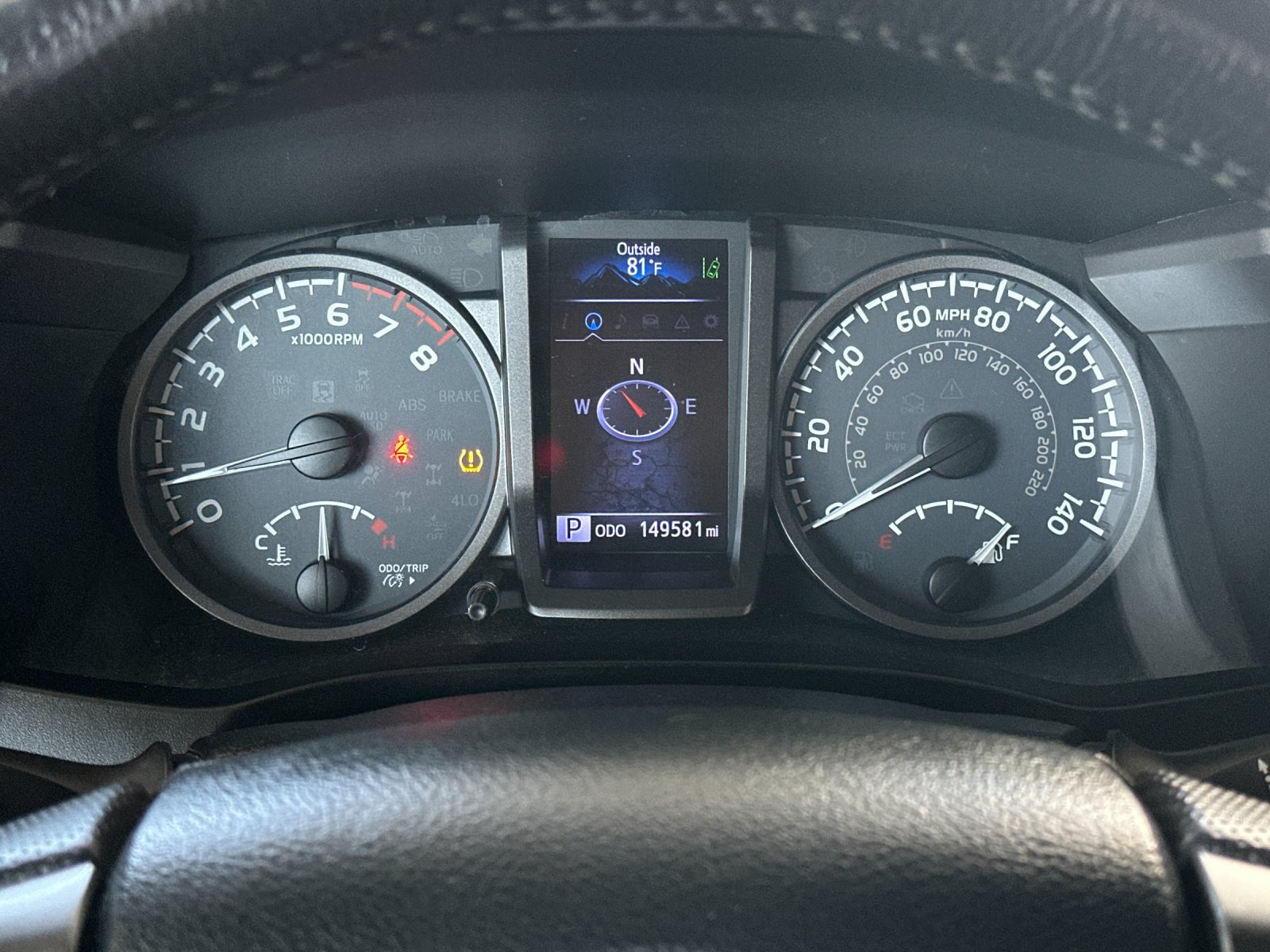 Used 2018 Toyota Tacoma TRD Off-Road w/ Technology Package AWD/4WD image 22
