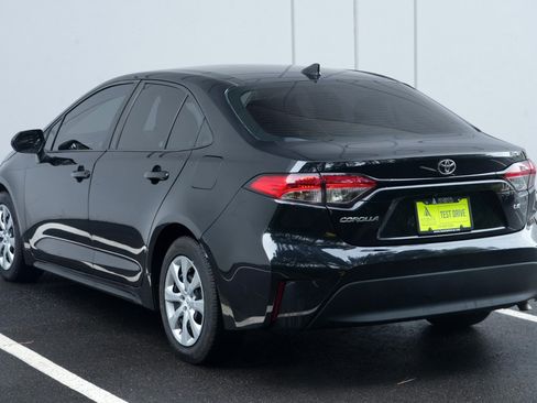 Used 2023 Toyota Corolla LE FWD image 44