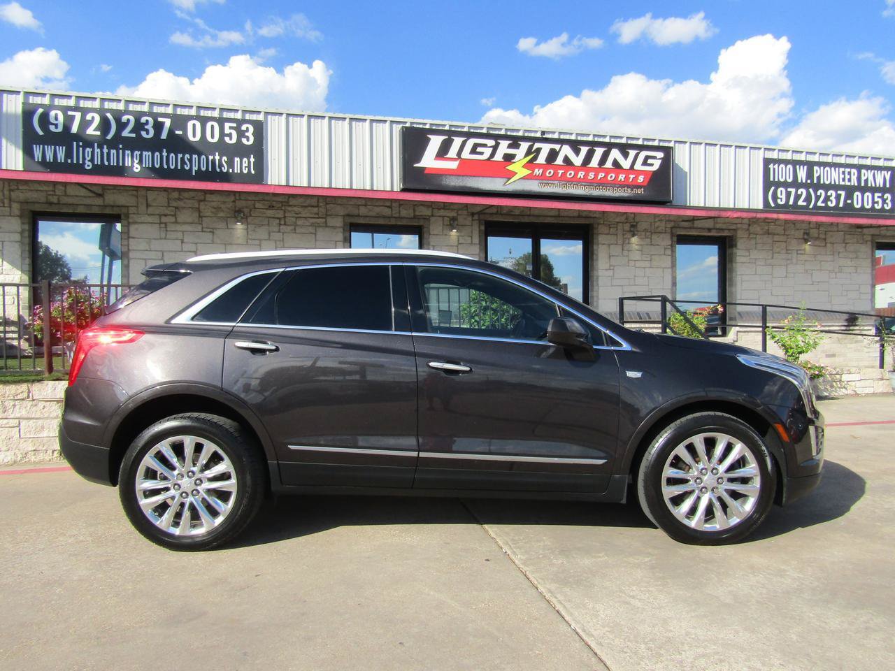 Used 2018 Cadillac XT5 Platinum AWD/4WD image 5