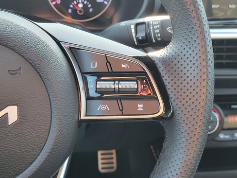 Used 2023 Kia Forte GT-Line w/ GT-Line Technology Package image 23