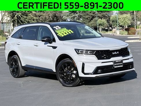 Certified 2023 Kia Sorento SX FWD image 2