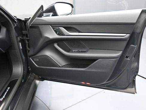 New 2025 Porsche Taycan 4S image 30