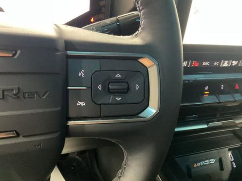 Used 2024 GMC Hummer EV 2X image 20
