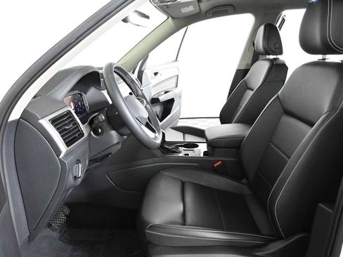 Certified 2022 Volkswagen Atlas SE w/ Panoramic Sunroof Package FWD image 21