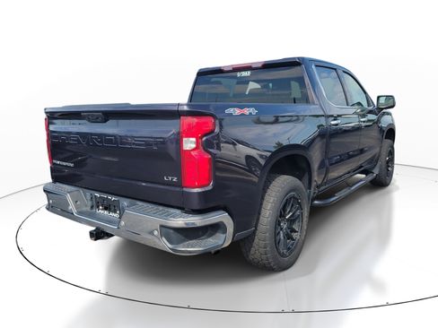 Used 2023 Chevrolet Silverado 1500 LTZ AWD/4WD image 4