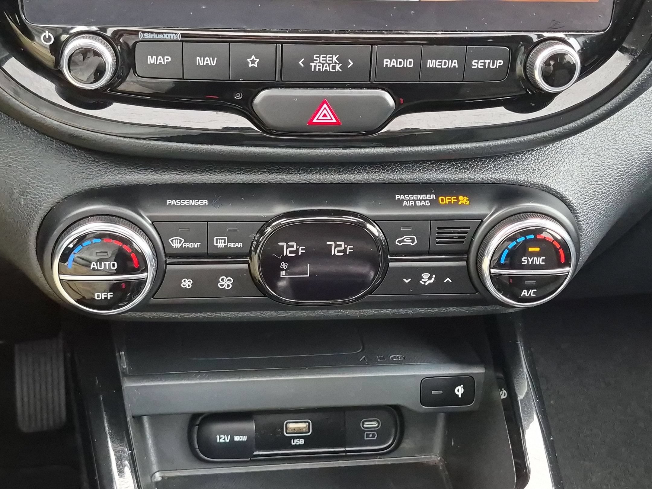 Used 2025 Kia Soul EX FWD image 25