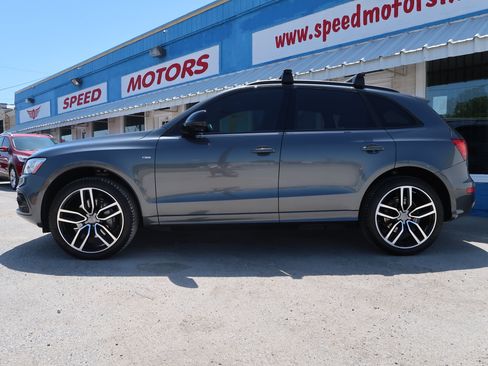 Used 2016 Audi Q5 3.0T Premium Plus w/ Technology Package AWD/4WD image 3