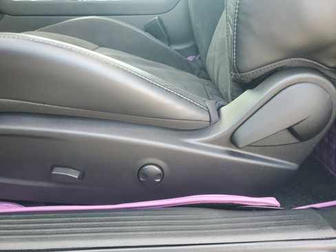 Used 2022 Dodge Challenger R/T Scat Pack image 14