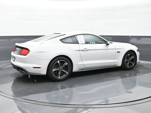 Used 2018 Ford Mustang GT image 8