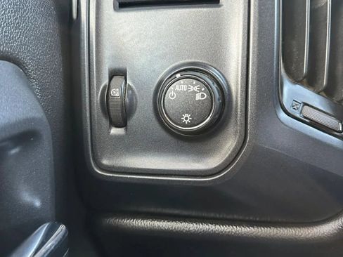 Used 2017 Chevrolet Silverado 2500 W/T AWD/4WD image 20