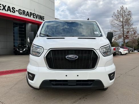 Used 2023 Ford Transit 350 XLT image 4