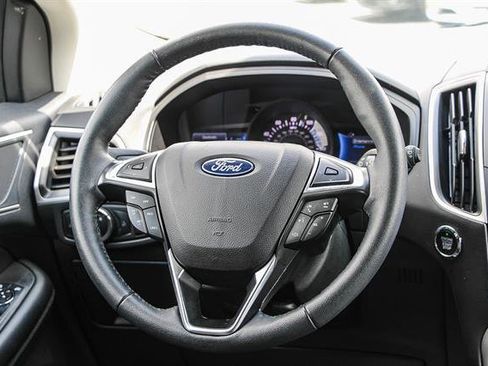 Used 2023 Ford Edge SEL image 15