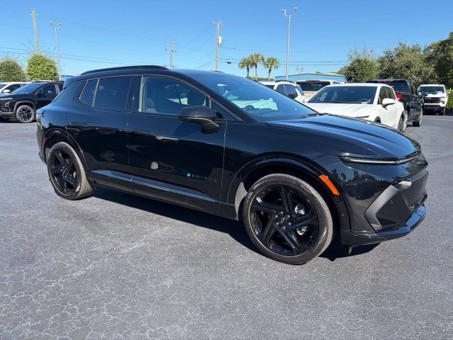 Used 2024 Chevrolet Equinox EV RS AWD/4WD image 1