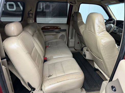 Used 2002 Ford Excursion Limited image 10