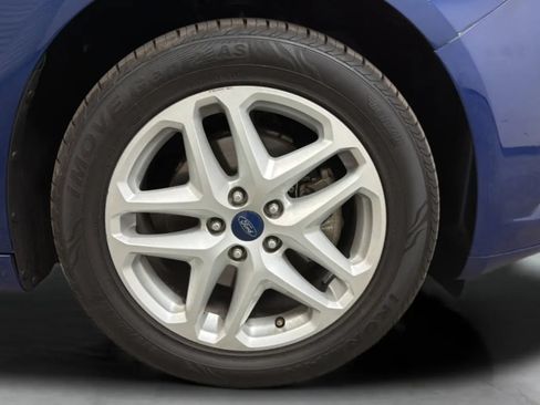 Used 2016 Ford Fusion SE FWD image 23