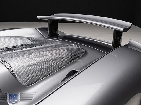 Used 2005 Porsche Carrera GT RWD image 7