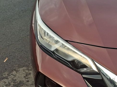 Certified 2022 Nissan Sentra SV w/ All-Weather Package image 9