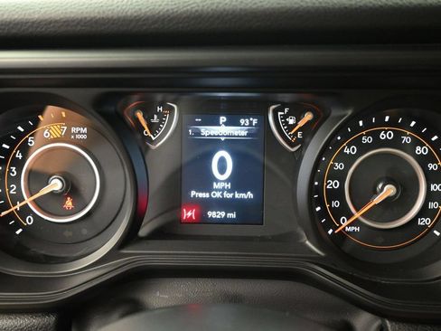 Used 2026 Jeep Wrangler Unlimited Sport AWD/4WD image 5