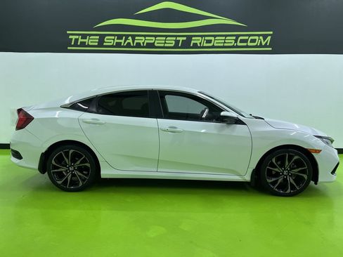 Used 2019 Honda Civic Sport image 11