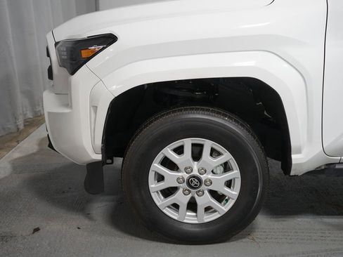 Used 2024 Toyota Tacoma SR5 image 5