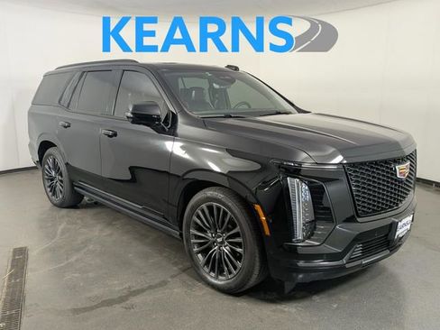 Used 2025 Cadillac Escalade Sport Platinum image 1