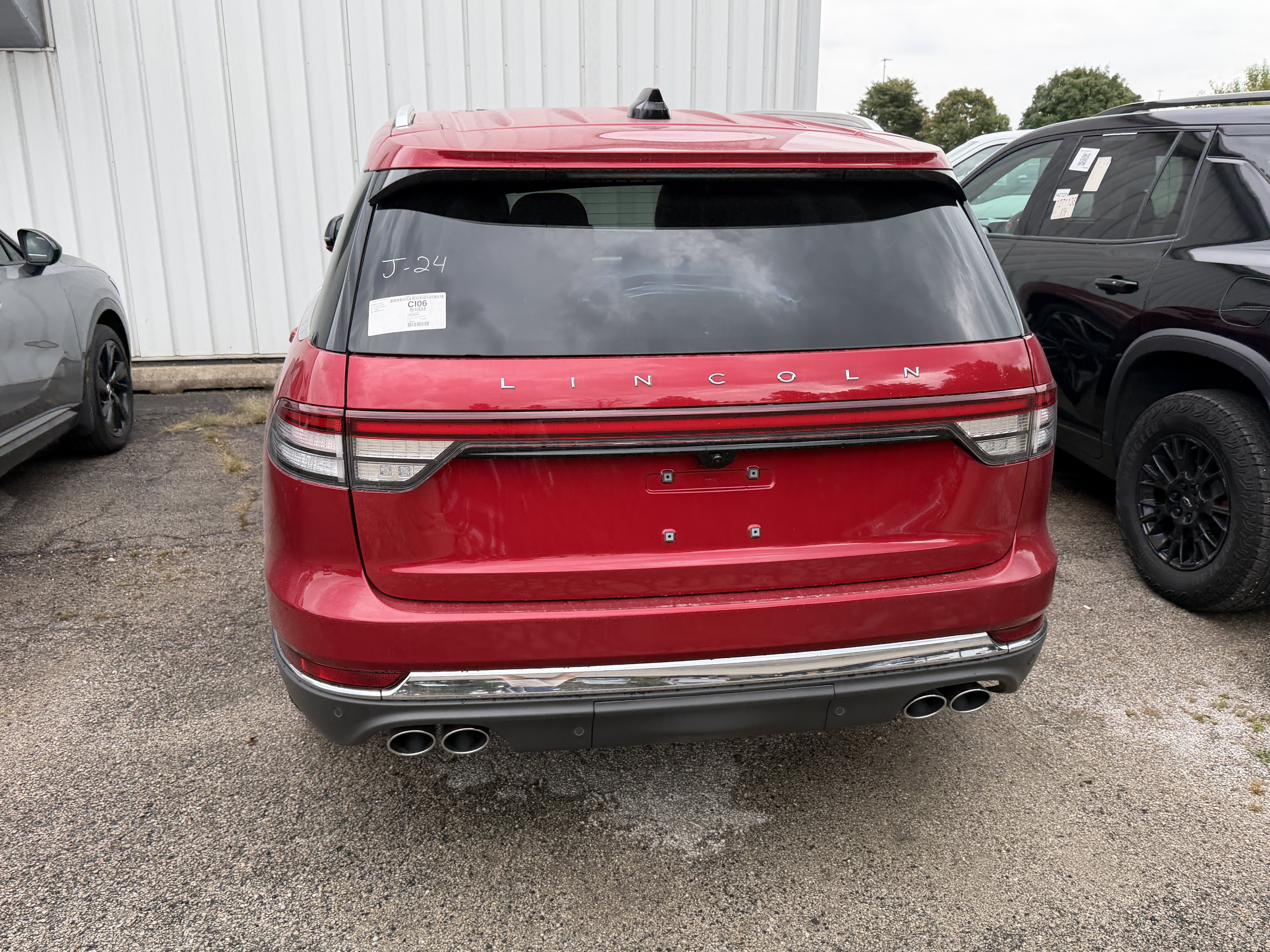 New 2026 Lincoln Aviator Reserve AWD/4WD image 11