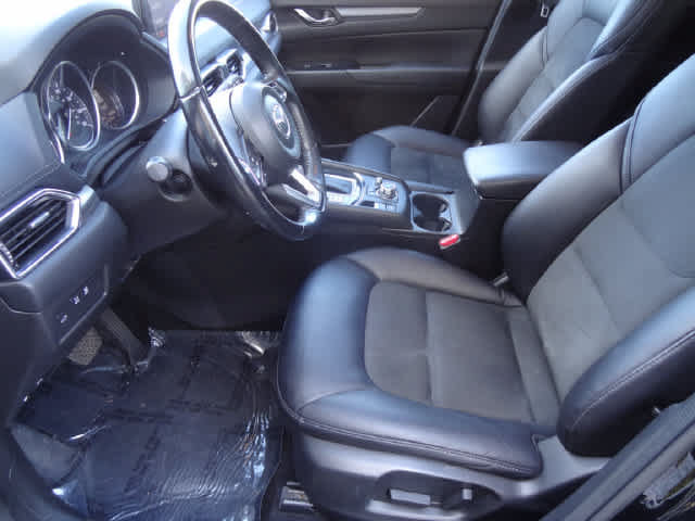 Used 2018 MAZDA CX-5 Touring w/ Preferred Equipment Package AWD/4WD image 6
