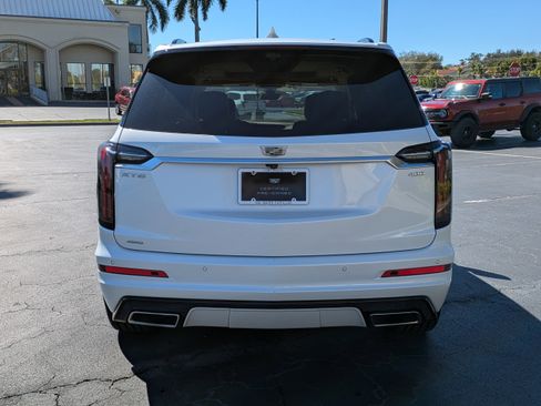 Certified 2022 Cadillac XT6 Sport w/ Platinum Package image 5